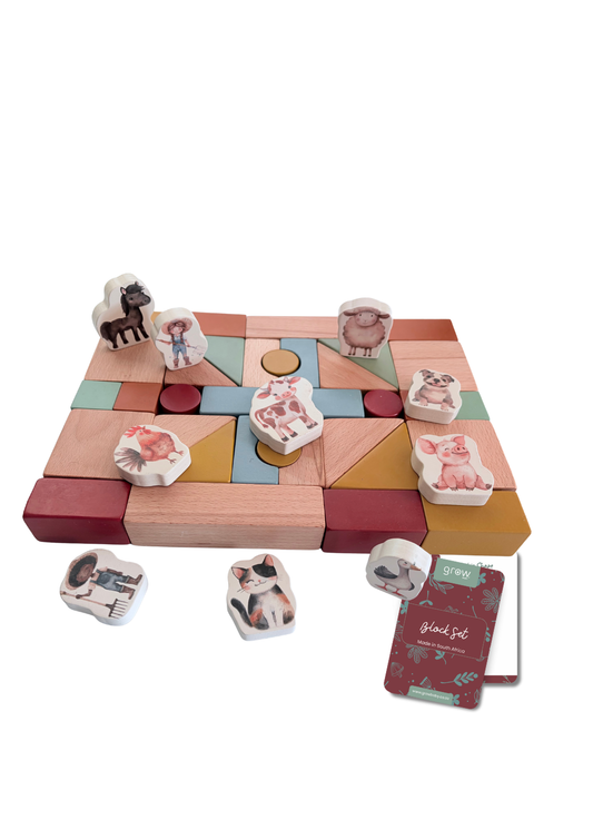 Wooden Building Blocks & Play Pieces | 43 pieces | Farm