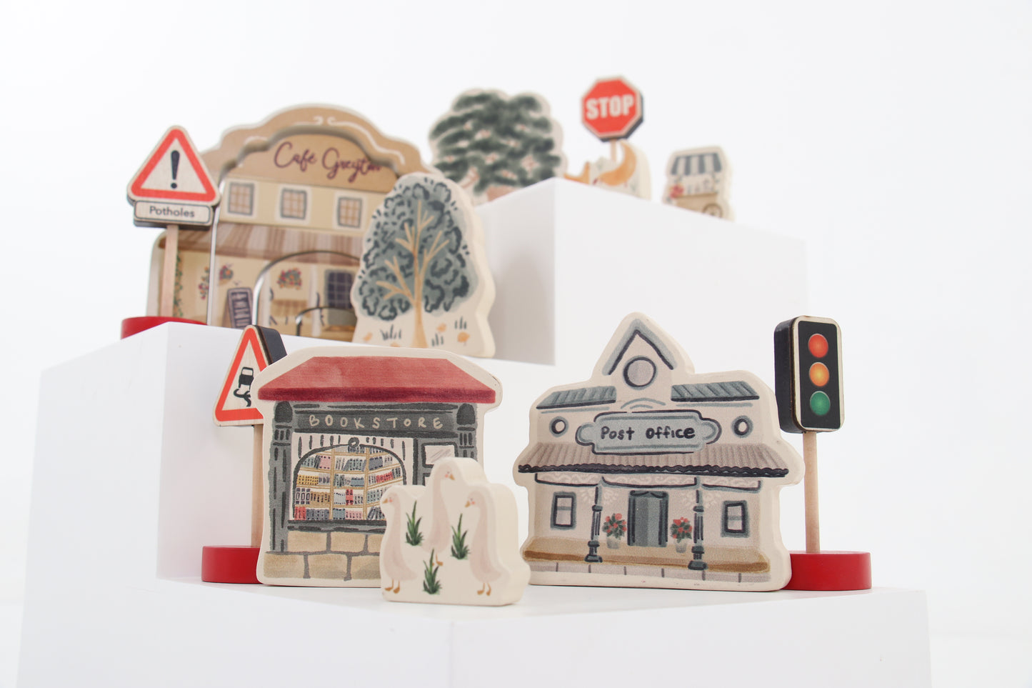 Main Street Play Set ~ 8 piece set